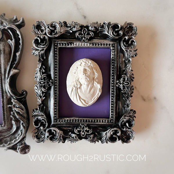 Black and Silver Framed Holy Face of Jesus Intaglio Mini Standing Frame